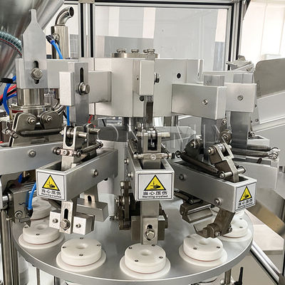 Automatische olievulmachine voor het vullen van metalen aluminiumbuizen