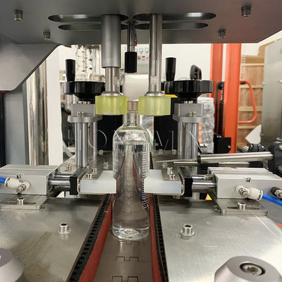 Op maat gemaakte olievloeibare flessen vul- en dekselmachine Magnetische pomp