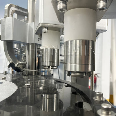 Doppelkop vloeistofvulmachines OEM-vloeistofvulmachines met hoge snelheid