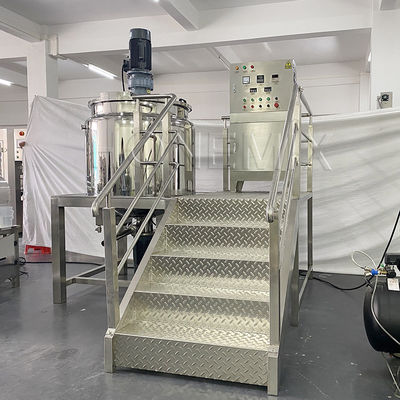 Verplaatsbare machine voor het mengen van vloeistoffen met wasmiddel Automatische verpakte mengvat