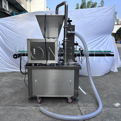 Automatische tandwielpomp badlotion Twee koppen vulmachine Pneumatisch voedingsmateriaal