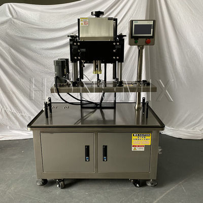 Elektrische automatische flessen schroefdekselmachine Vier wielen vullijn