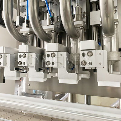 Vier hoofd Creme Filling Machine Tracking Servo Piston Capping Machine
