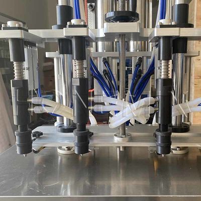 Liquid Parfums Making Equipment Vier koppen Automatische Parfume Filling Machine