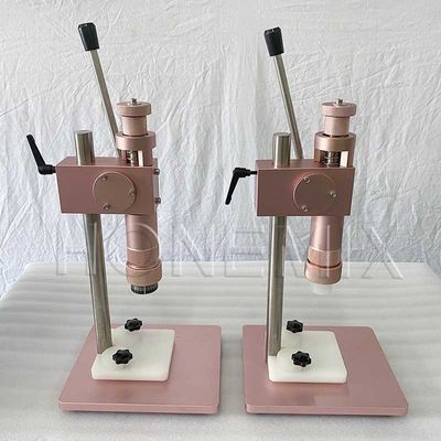 Vacuüm Perfume Filling Line Vier koppen Handmatige Parfumfles Crimping Machine