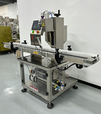 Automatische Servo-vulmachine met een spuitstuk, een tandwielpomp, een vloeibare toner