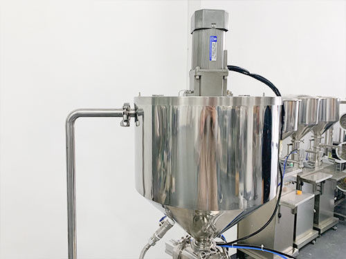 2 koppenCosmetische lipbrutovulmachine