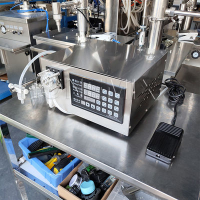 Vloeibare olieflessen vulmachine semi-automatische peristaltische pomp tafelvuller